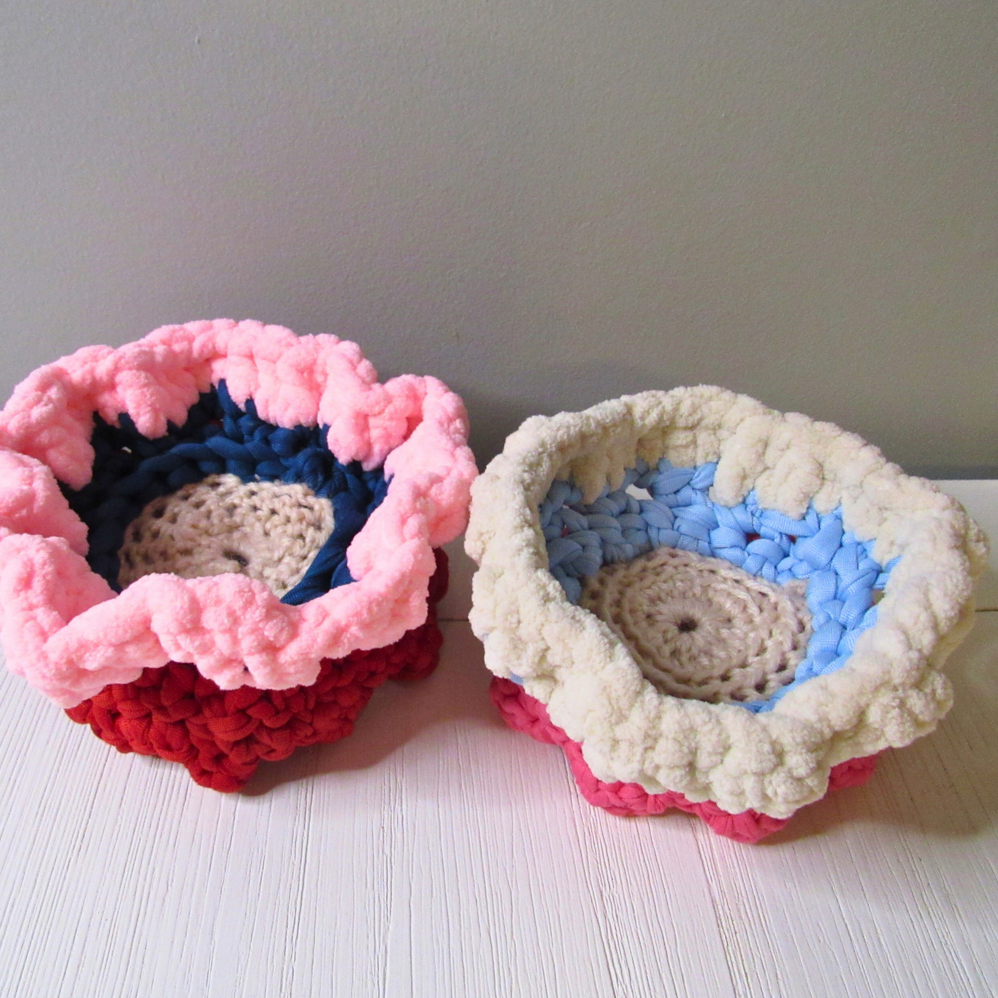 Cozy Mini Pedestal Functional Decorative Basket in two color schemes